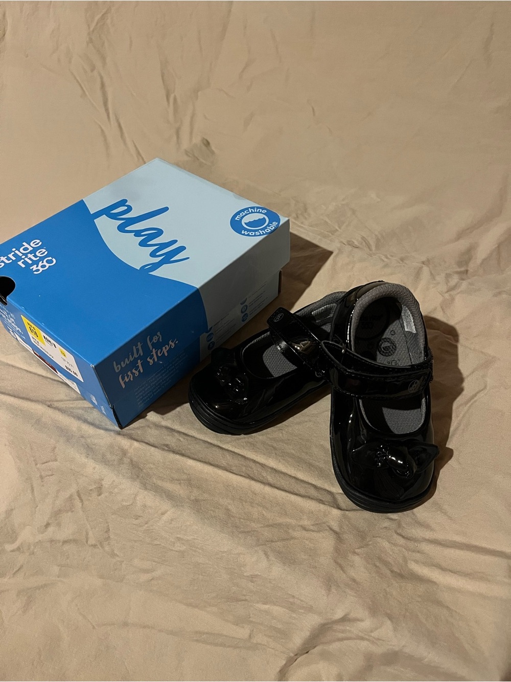 Stride rite 360 first shoes NWT